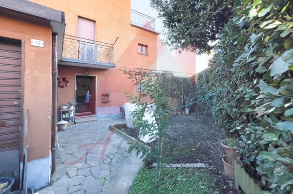 casa indipendente in vendita ad Olgiate Molgora