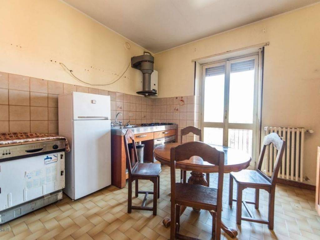 intera palazzina in vendita ad Olgiate Molgora in zona Canova
