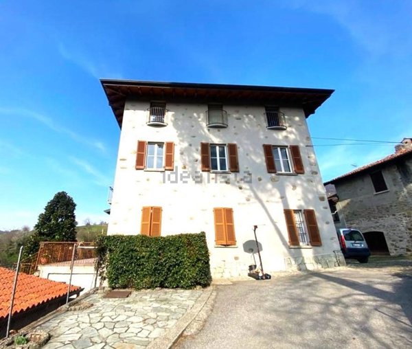 appartamento in vendita ad Olgiate Molgora in zona Mondonico