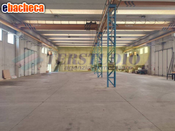 locale di sgombero in vendita ad Olgiate Molgora