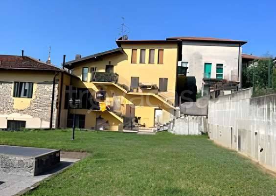 appartamento in vendita ad Olgiate Molgora