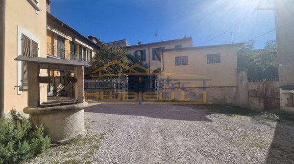 quadrivano in vendita ad Olgiate Molgora in zona Mondonico