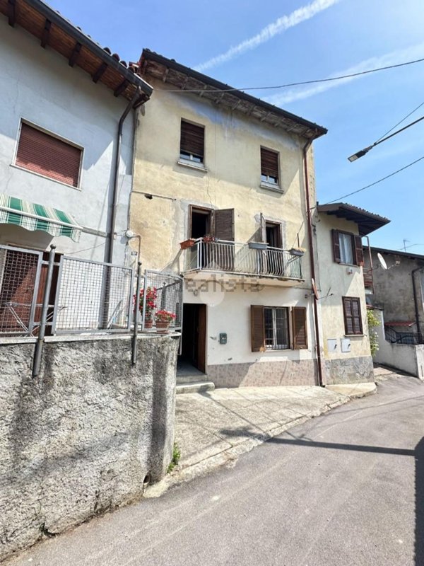 appartamento in vendita ad Olgiate Molgora in zona San Zeno