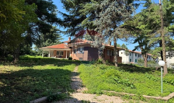 casa indipendente in vendita ad Olgiate Molgora