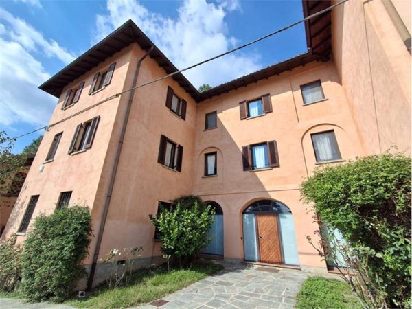 casa indipendente in vendita ad Olgiate Molgora in zona Mondonico