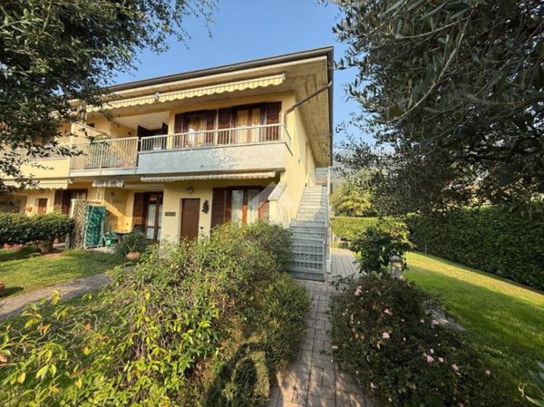 appartamento in vendita ad Olgiate Molgora in zona San Zeno