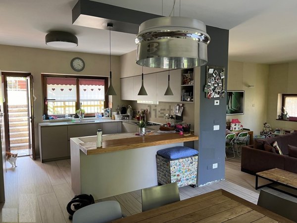 casa indipendente in vendita ad Olgiate Molgora