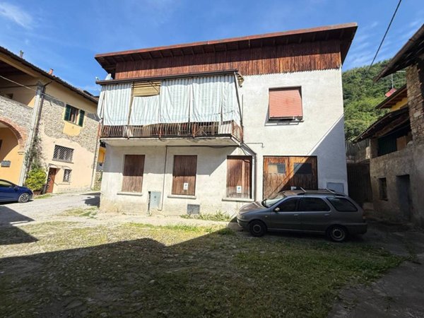 casa indipendente in vendita ad Olgiate Molgora in zona San Zeno