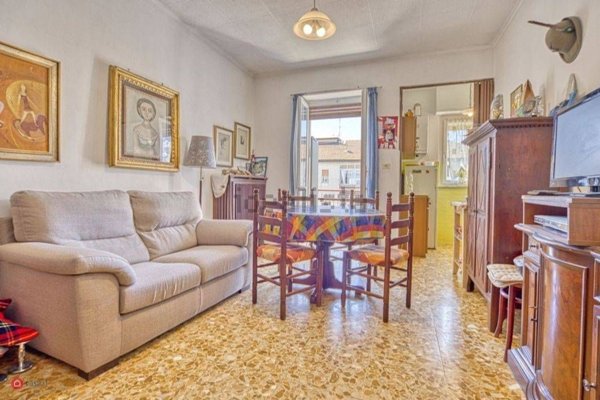 intera palazzina in vendita ad Olgiate Molgora in zona Canova