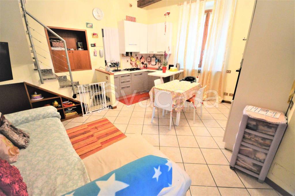 appartamento in vendita ad Olgiate Molgora