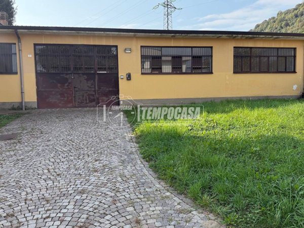 locale di sgombero in vendita ad Olgiate Molgora