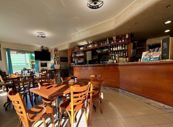 negozio in vendita ad Olgiate Molgora