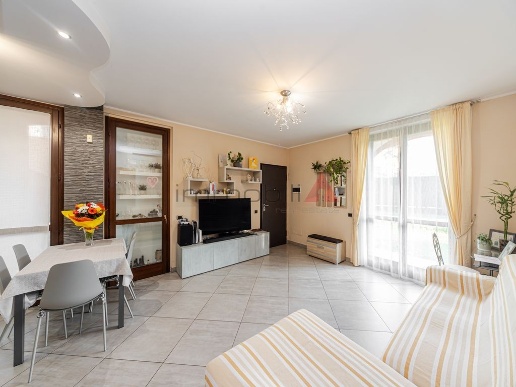 appartamento in vendita ad Olgiate Molgora