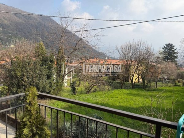 casa indipendente in vendita ad Olgiate Molgora in zona San Zeno