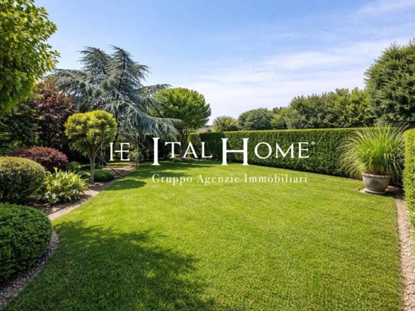 casa indipendente in vendita ad Olgiate Molgora