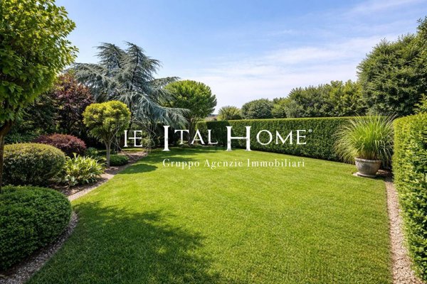 casa indipendente in vendita ad Olgiate Molgora