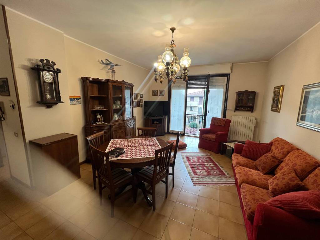 appartamento in vendita ad Olgiate Molgora