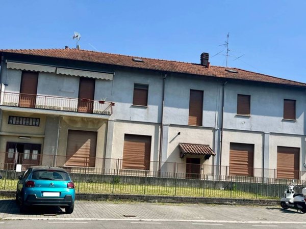 casa indipendente in vendita ad Olgiate Molgora in zona Mondonico