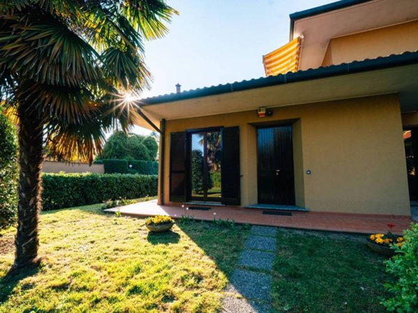 appartamento in vendita ad Olgiate Molgora in zona Canova