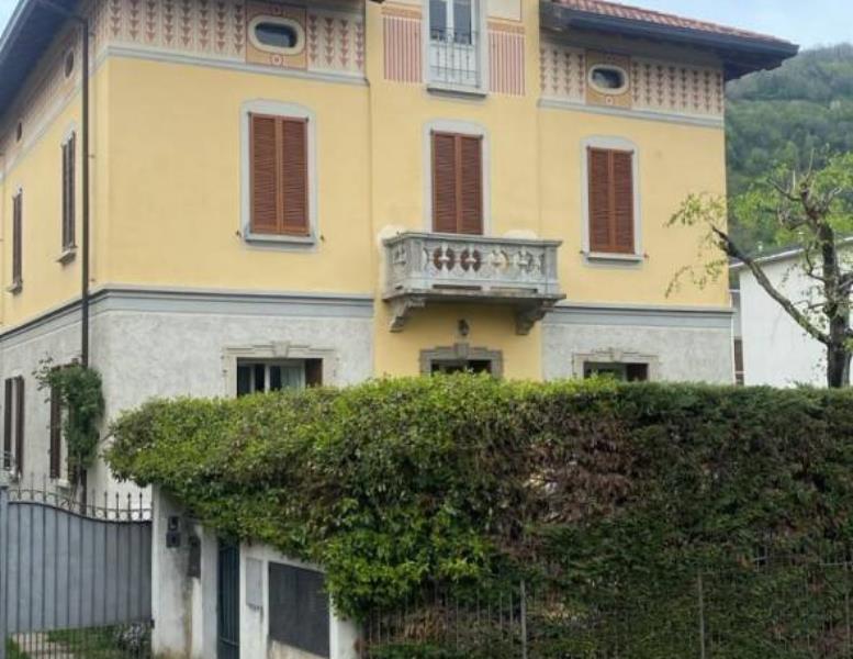 casa indipendente in vendita ad Olgiate Molgora