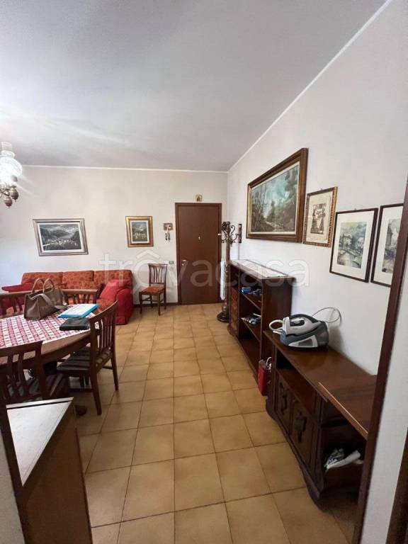 appartamento in vendita ad Olgiate Molgora in zona Pilata