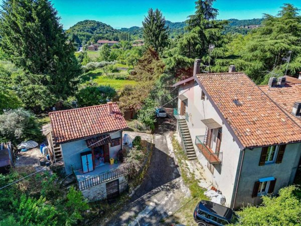 casa indipendente in vendita ad Olgiate Molgora in zona Mondonico