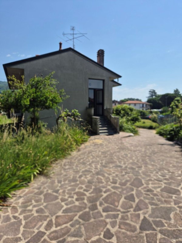 casa indipendente in vendita ad Olgiate Molgora
