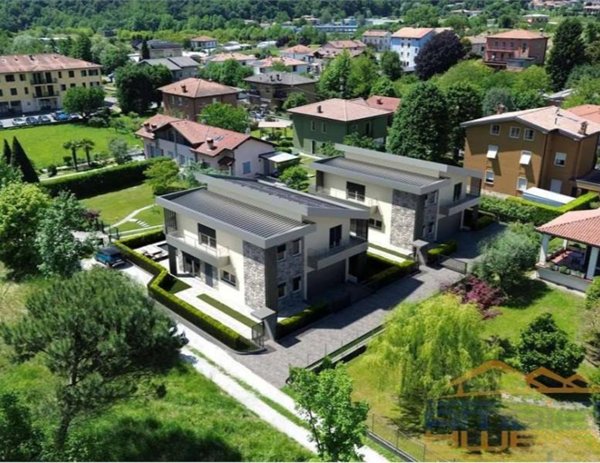 casa indipendente in vendita ad Olgiate Molgora in zona Monticello