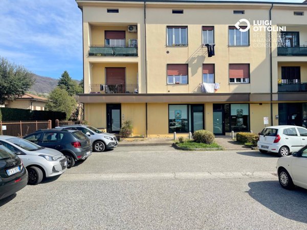 ufficio in vendita ad Olgiate Molgora