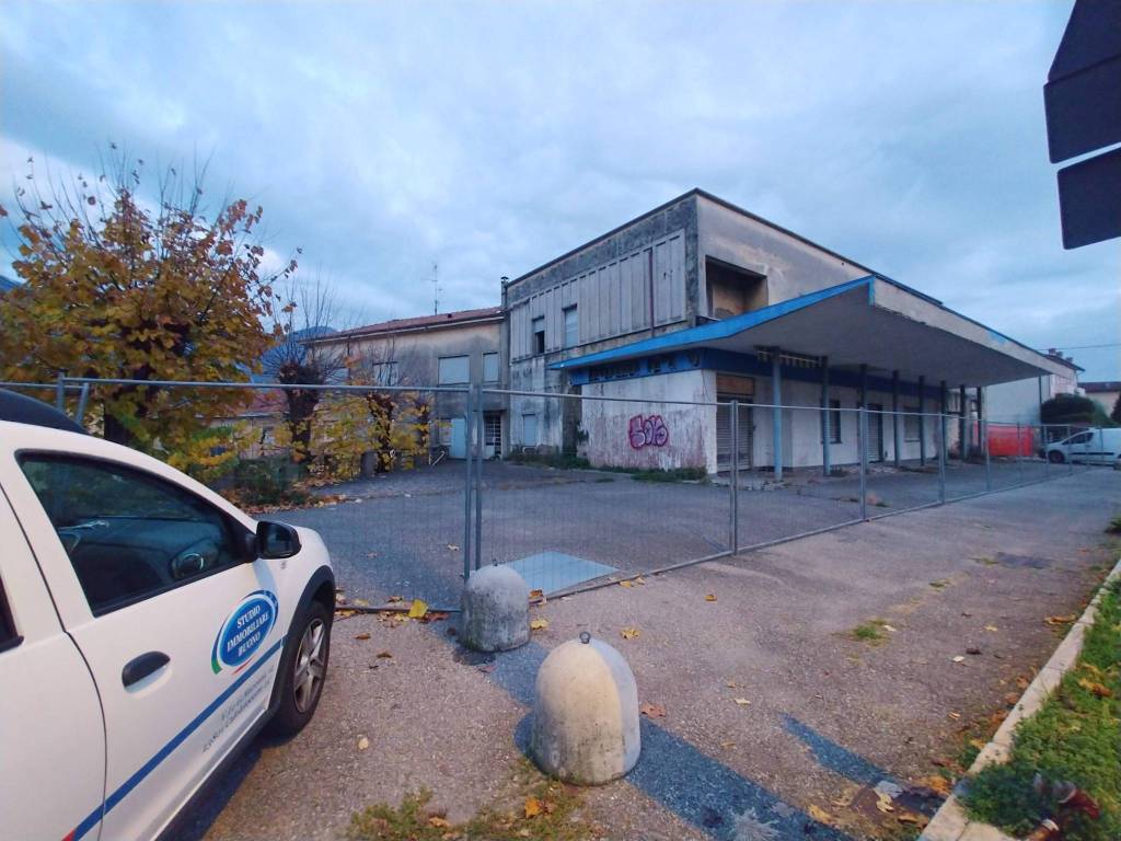 intera palazzina in vendita ad Olginate
