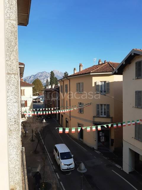 appartamento in vendita ad Olginate