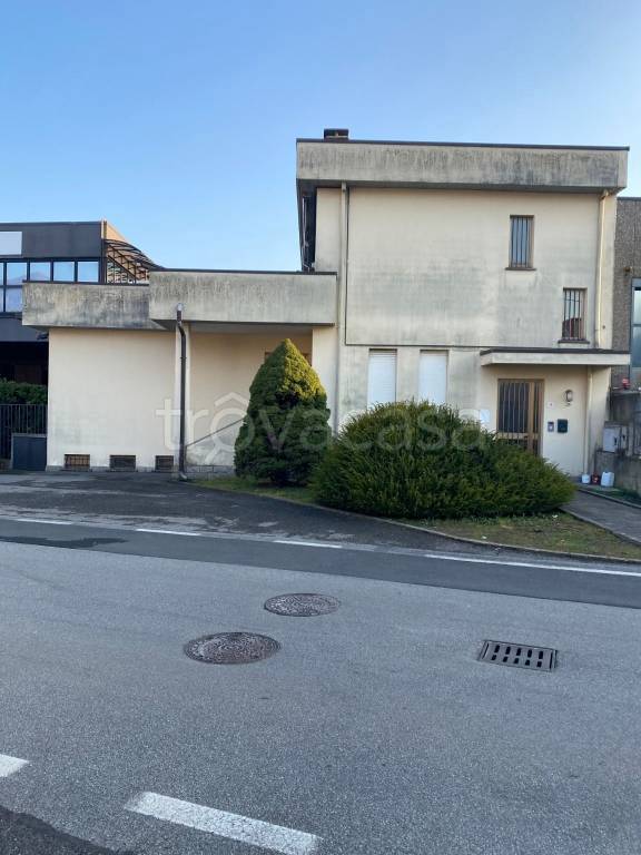 appartamento in vendita ad Olginate