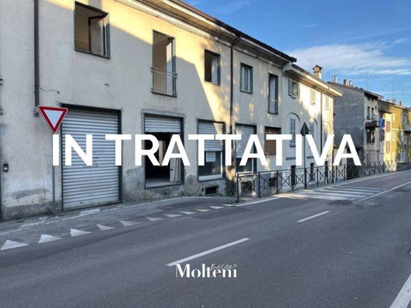 negozio in vendita ad Olginate in zona Capiate