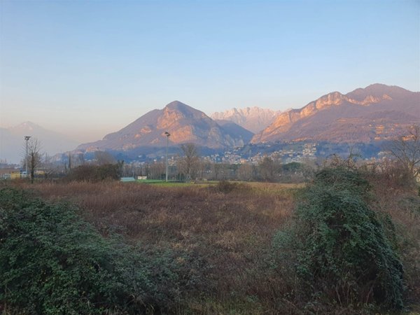 terreno edificabile in vendita ad Olginate