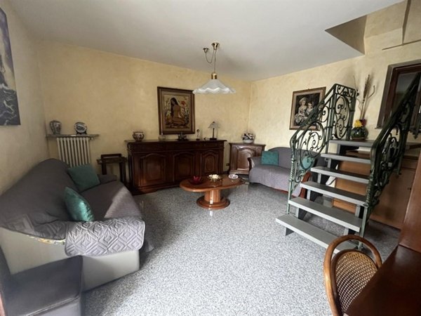 casa indipendente in vendita ad Olginate