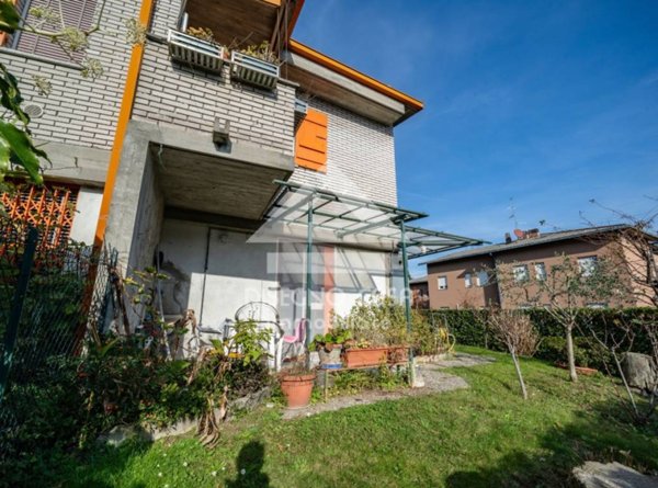 casa indipendente in vendita ad Olginate