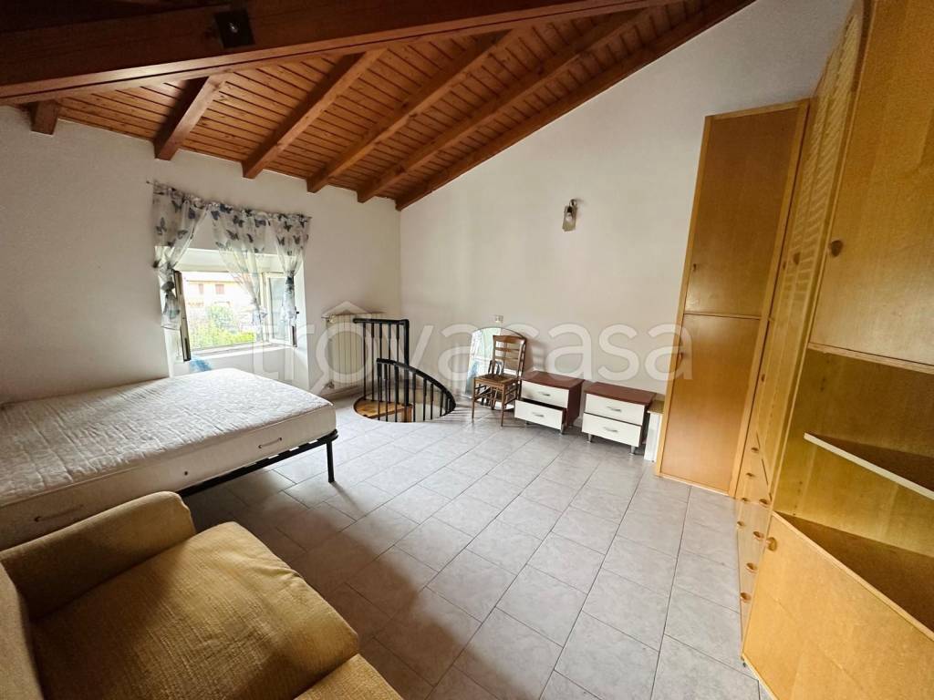 appartamento in vendita ad Olginate