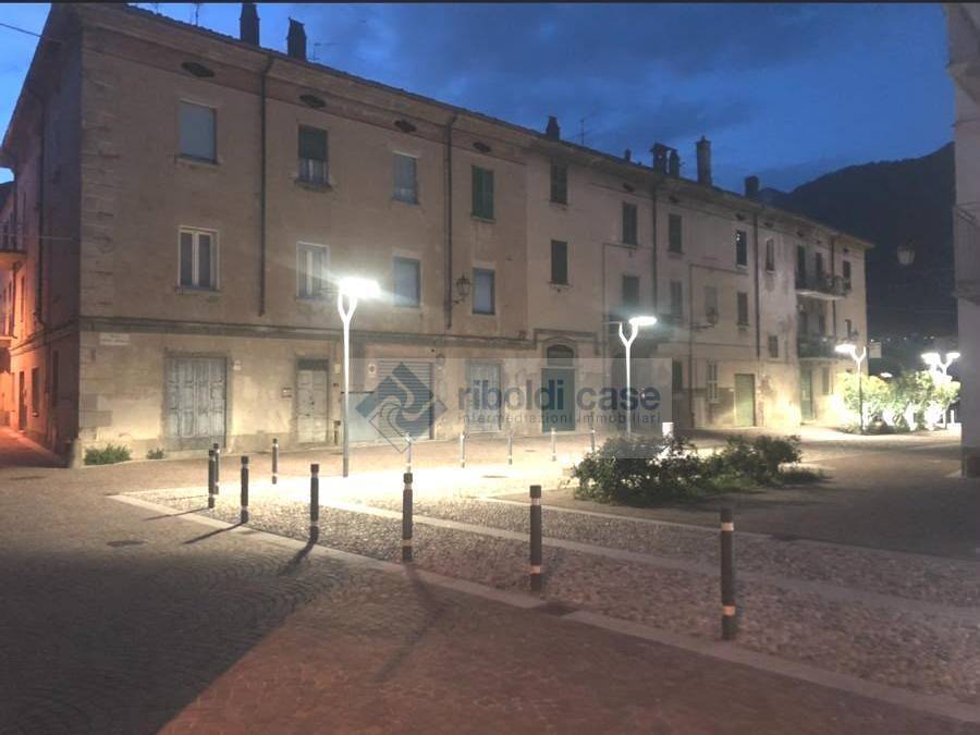 appartamento in vendita ad Olginate in zona Capiate