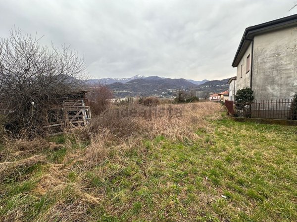 terreno agricolo in vendita ad Olginate