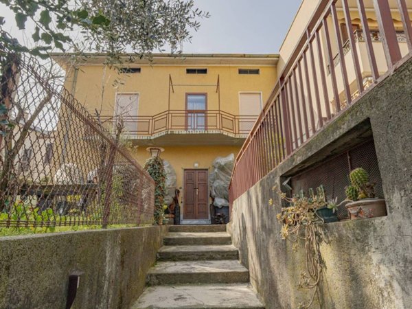 casa indipendente in vendita ad Olginate