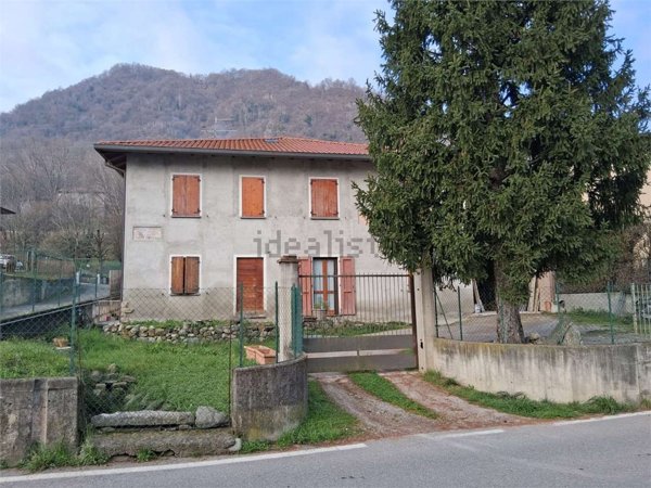 casa indipendente in vendita ad Olginate