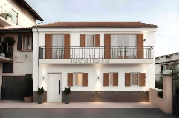 appartamento in vendita ad Olginate in zona Capiate