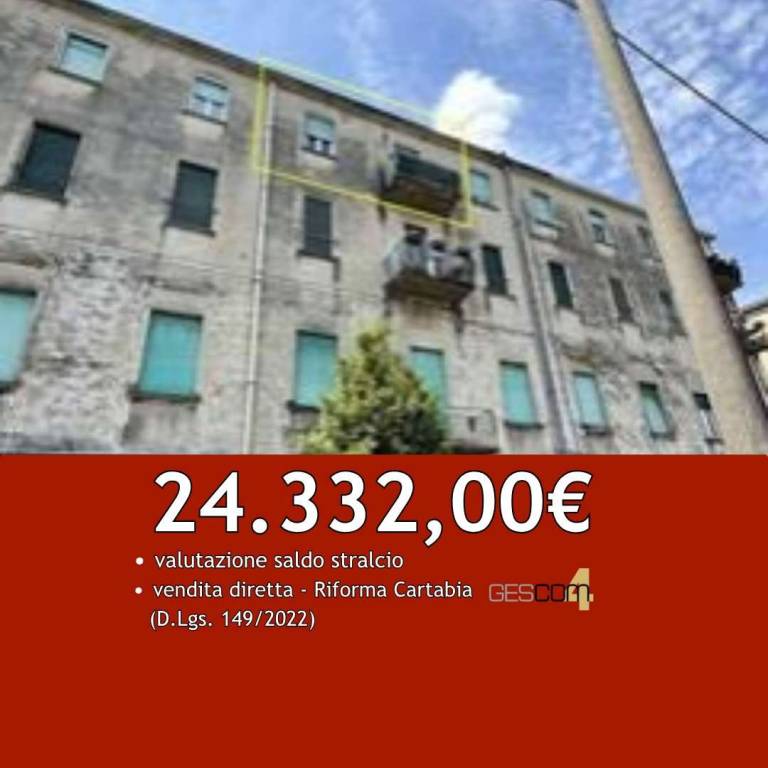 appartamento in vendita ad Olginate in zona Capiate