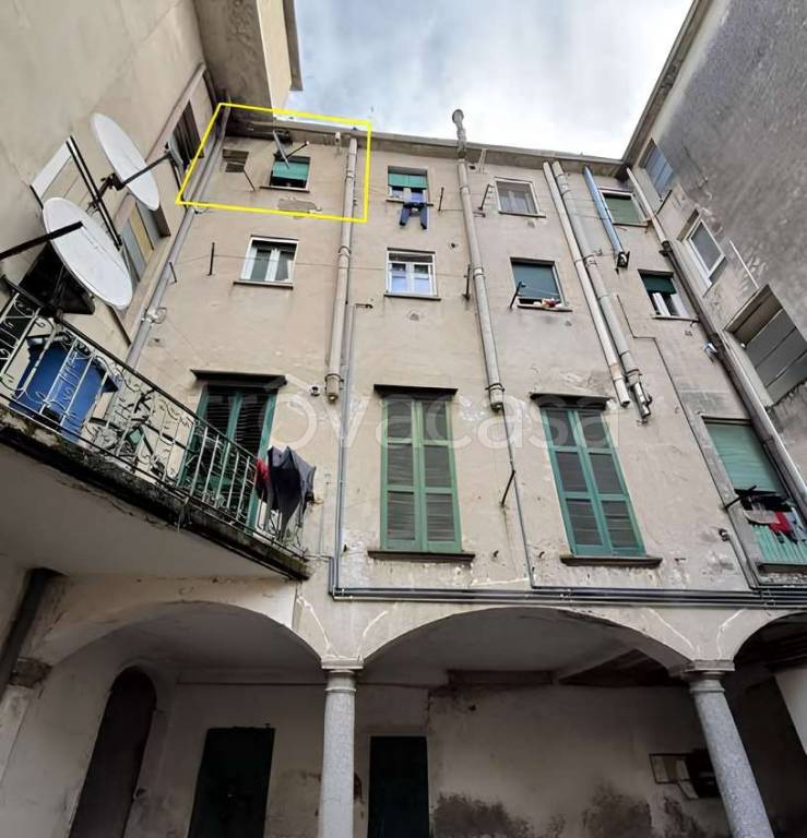 appartamento in vendita ad Olginate in zona Capiate