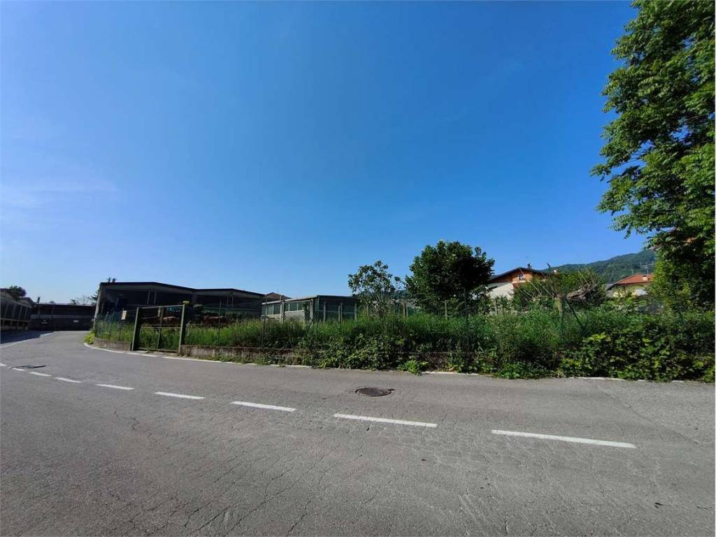 terreno in vendita ad Olginate