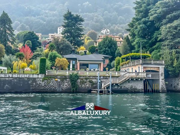 casa indipendente in vendita ad Oliveto Lario in zona Limonta