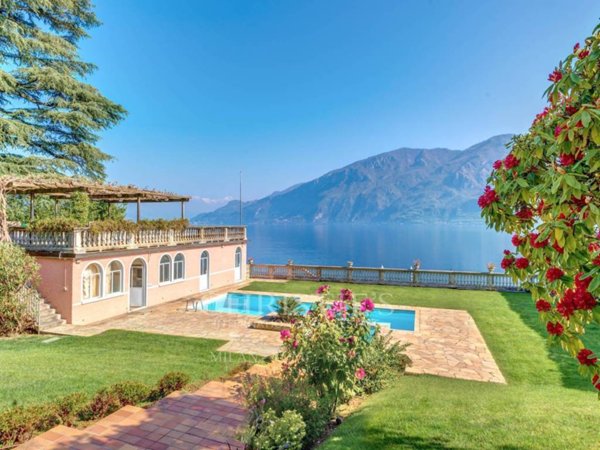 casa indipendente in vendita ad Oliveto Lario in zona Limonta