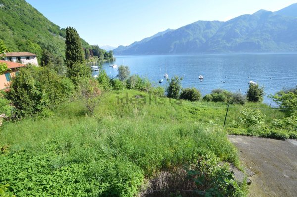 appartamento in vendita ad Oliveto Lario