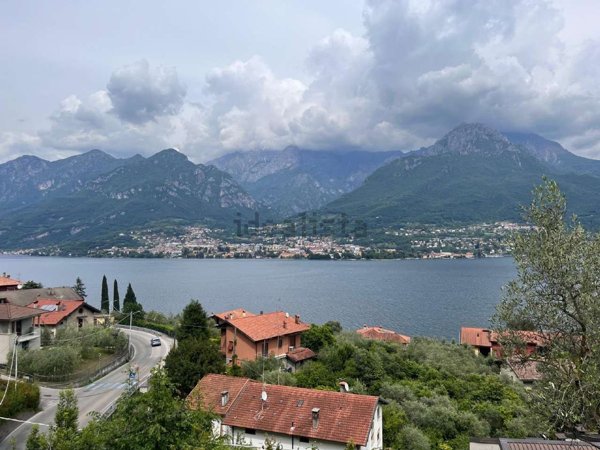 casa indipendente in vendita ad Oliveto Lario in zona Onno