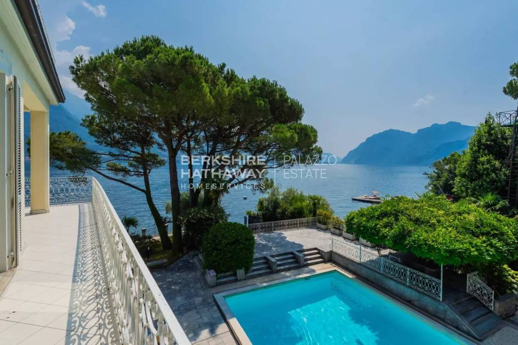 casa indipendente in vendita ad Oliveto Lario in zona Vassena